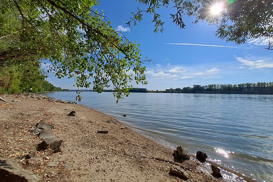 Árasztó-part szabadstrand